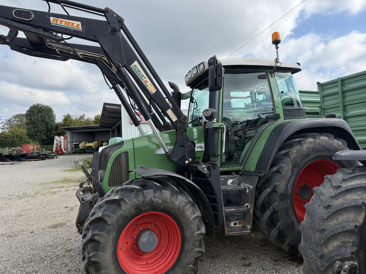 Fendt 415 TMS - Трактор: снимка 1 Fendt 415 TMS - Трактор: снимка 1