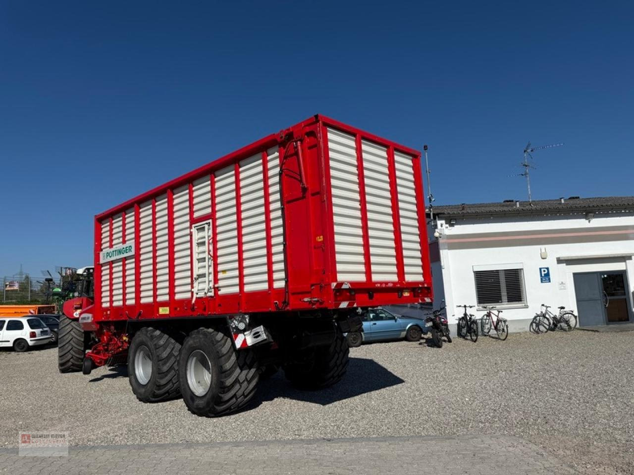 Pöttinger JUMBO 6600 L POWERMATIC - Саморазтоварващо се ремарке: снимка 2 Pöttinger JUMBO 6600 L POWERMATIC - Саморазтоварващо се ремарке: снимка 2