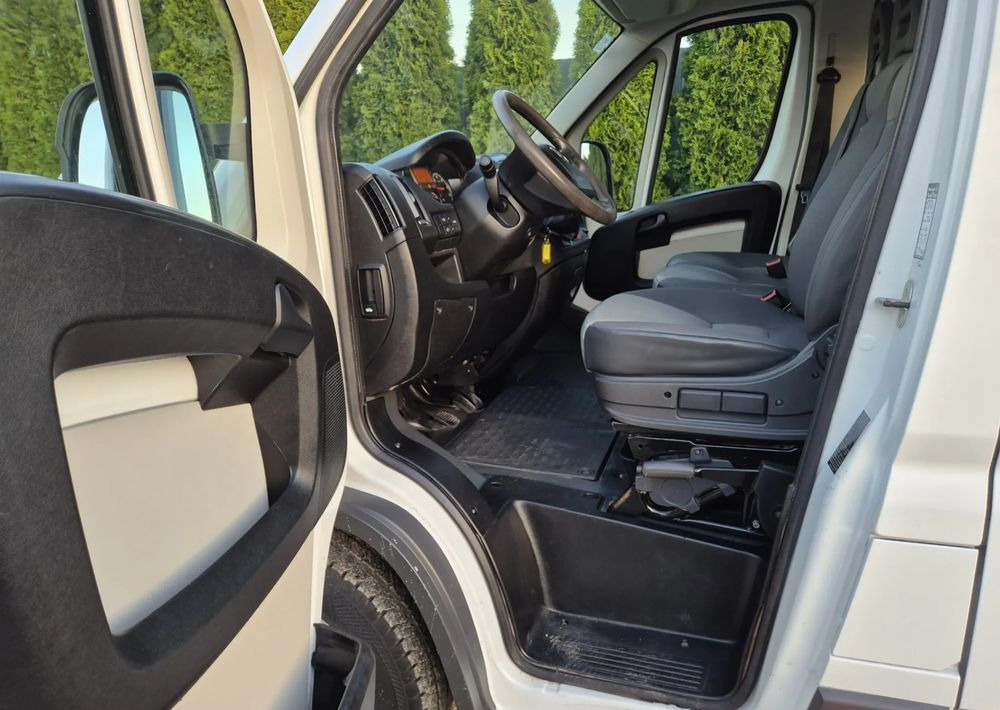 Fiat DUCATO 2.3 150KM / - Бус с двойна кабина: снимка 4 Fiat DUCATO 2.3 150KM / - Бус с двойна кабина: снимка 4