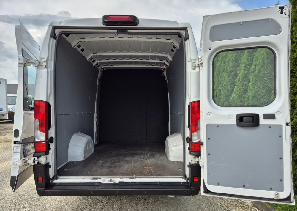 Fiat Ducato 2.3 180KM Maxi Nowa Zabudowa Dubel - Бус с двойна кабина: снимка 4 Fiat Ducato 2.3 180KM Maxi Nowa Zabudowa Dubel - Бус с двойна кабина: снимка 4