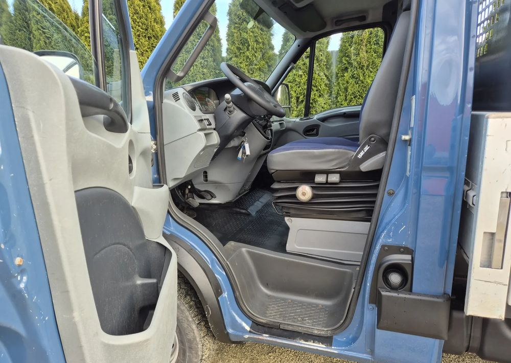 Бордови бус Iveco 65C15 3.0 150KM/ Skrzyniowy/: снимка 6 Бордови бус Iveco 65C15 3.0 150KM/ Skrzyniowy/: снимка 6