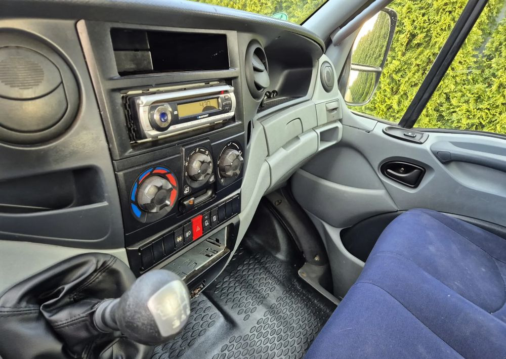 Бордови бус Iveco 65C15 3.0 150KM/ Skrzyniowy/: снимка 8 Бордови бус Iveco 65C15 3.0 150KM/ Skrzyniowy/: снимка 8