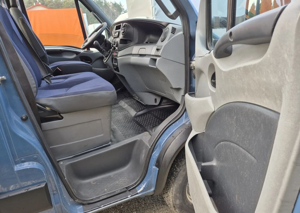 Бордови бус Iveco 65C15 3.0 150KM/ Skrzyniowy/: снимка 7 Бордови бус Iveco 65C15 3.0 150KM/ Skrzyniowy/: снимка 7