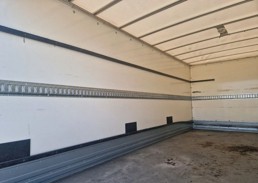 Каросерия - фургон Kontener 10 palet winda 1000kg Atleon Iveco Atego: снимка 9 Каросерия - фургон Kontener 10 palet winda 1000kg Atleon Iveco Atego: снимка 9