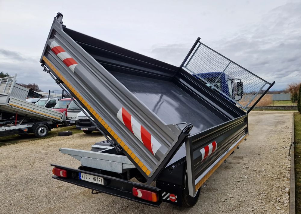 Nissan Atleon 3.0 - Бус самосвал: снимка 5 Nissan Atleon 3.0 - Бус самосвал: снимка 5