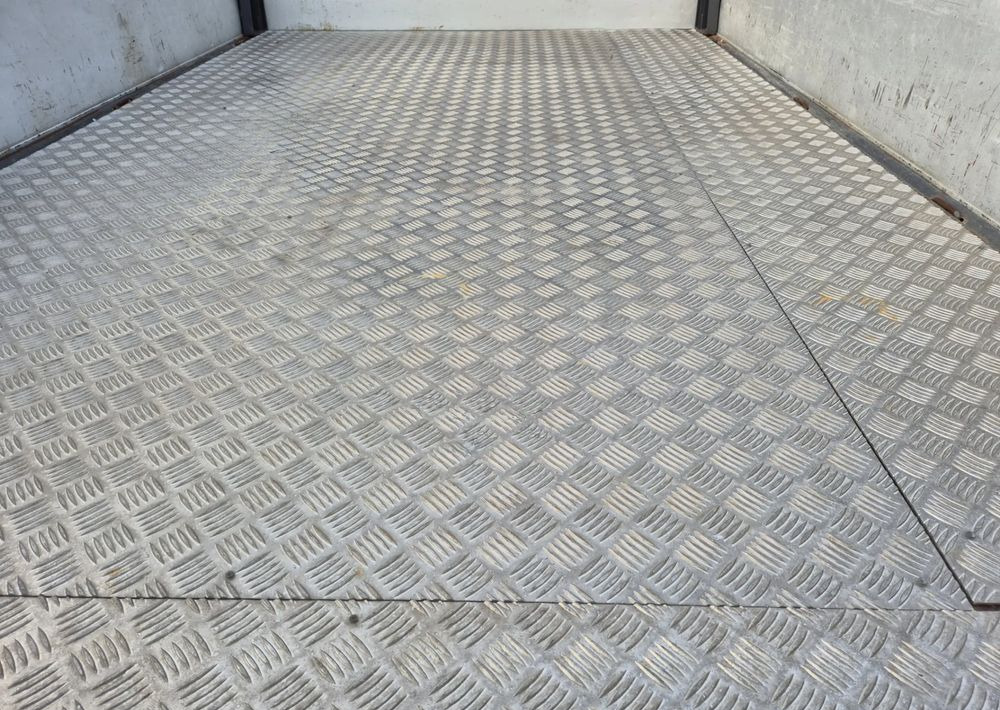 Peugeot Boxer 2.2 150KM brygadówka Maxi wzmocniony koła 16 cali Dubel - Бус с двойна кабина: снимка 4 Peugeot Boxer 2.2 150KM brygadówka Maxi wzmocniony koła 16 cali Dubel - Бус с двойна кабина: снимка 4