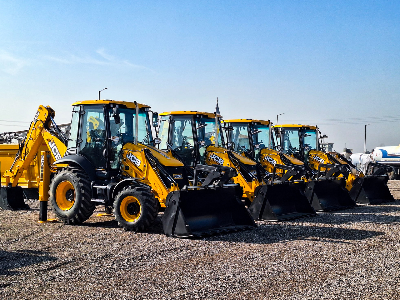 JCB 3CX ECO - Багер-товарач: снимка 2 JCB 3CX ECO - Багер-товарач: снимка 2