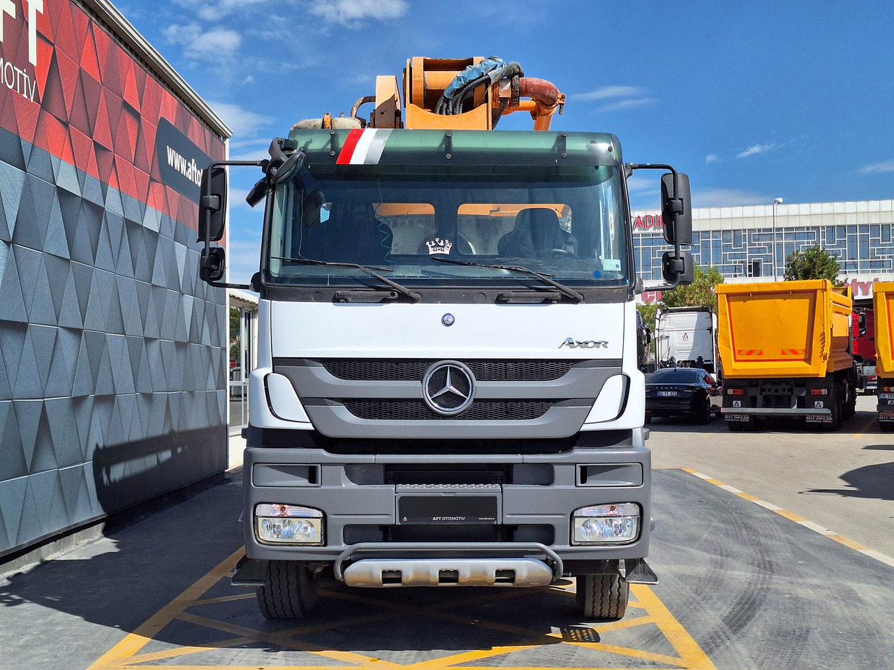 MERCEDES-BENZ AXOR 4140 ZOOMLION 43X-5RZ - Бетон помпа: снимка 2 MERCEDES-BENZ AXOR 4140 ZOOMLION 43X-5RZ - Бетон помпа: снимка 2