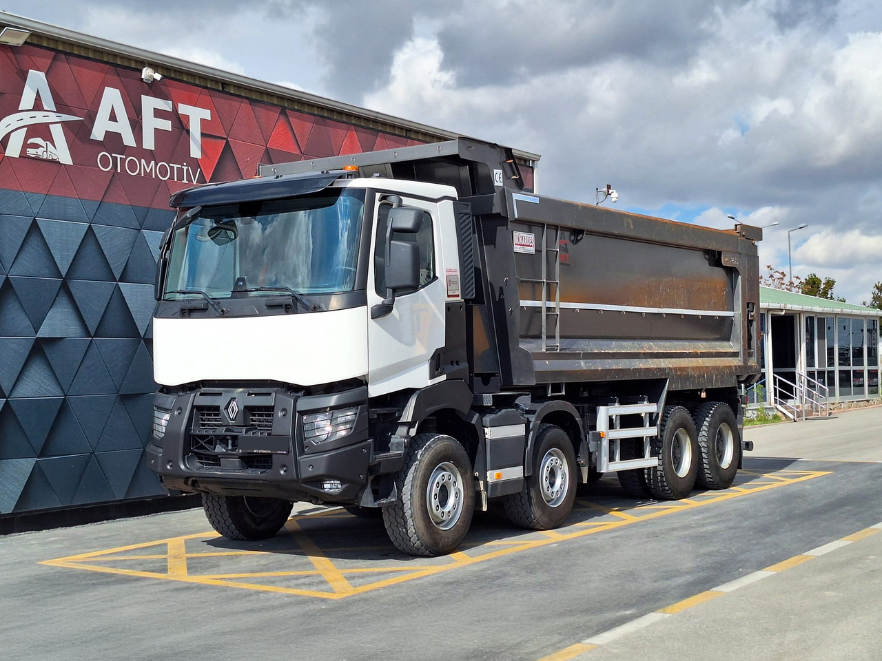 RENAULT K 520 - Самосвал камион: снимка 1 RENAULT K 520 - Самосвал камион: снимка 1