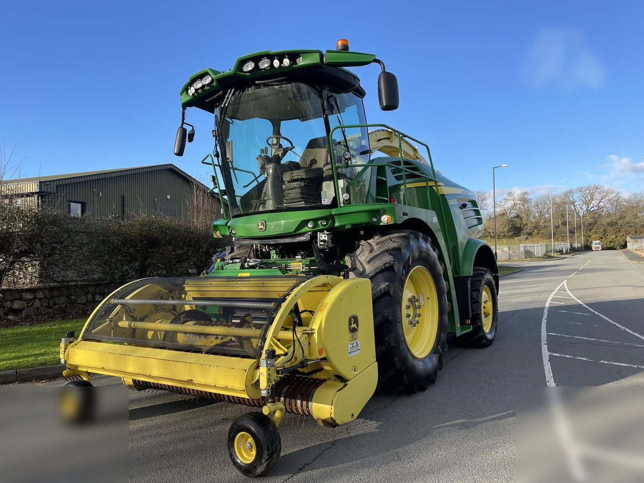 2018 JOHN DEERE 8400 - Силажокомбайн: снимка 4 2018 JOHN DEERE 8400 - Силажокомбайн: снимка 4