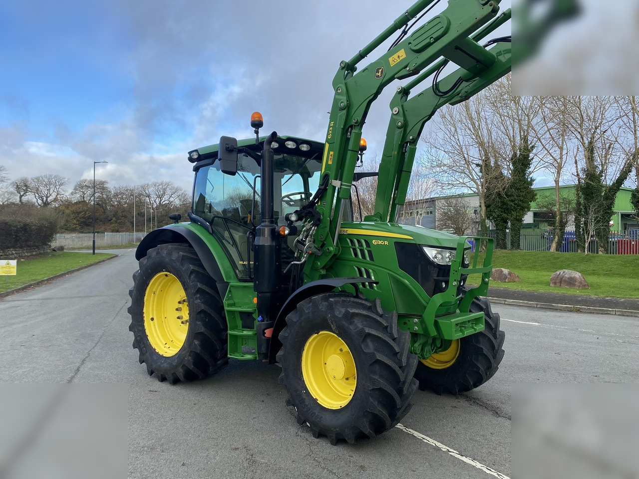 2019 JOHN DEERE 6130R - Трактор: снимка 2 2019 JOHN DEERE 6130R - Трактор: снимка 2