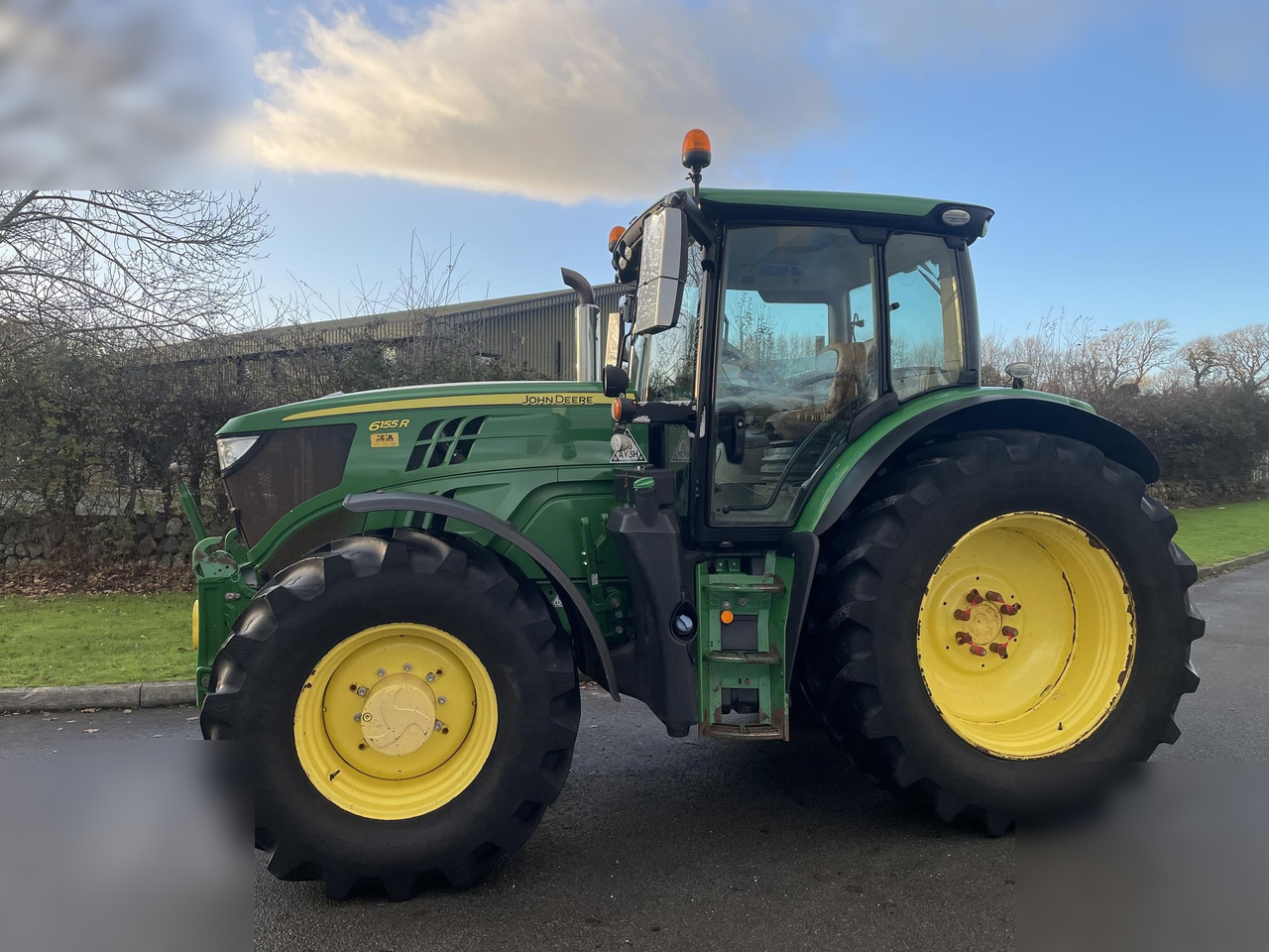 2020 JOHN DEERE 6155R - Трактор: снимка 1 2020 JOHN DEERE 6155R - Трактор: снимка 1
