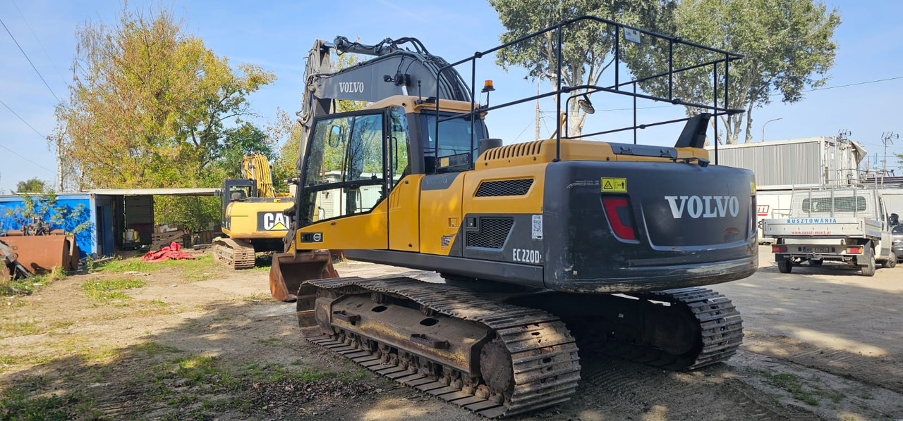 VOLVO EC220DL - Верижен багер: снимка 1 VOLVO EC220DL - Верижен багер: снимка 1