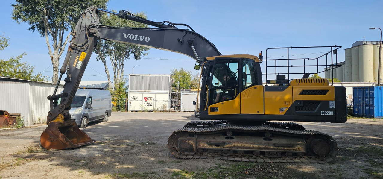VOLVO EC220DL - Верижен багер: снимка 2 VOLVO EC220DL - Верижен багер: снимка 2