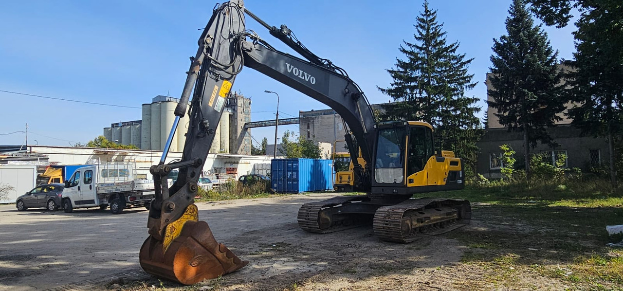 VOLVO EC220DL - Верижен багер: снимка 4 VOLVO EC220DL - Верижен багер: снимка 4