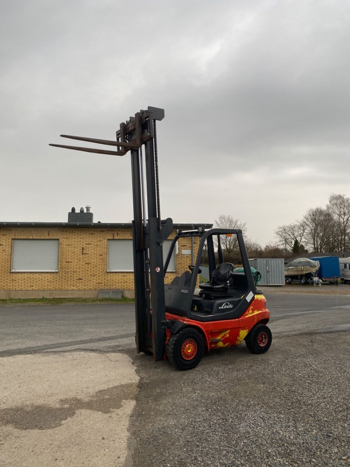 Linde H20T-03 - Газокар: снимка 1 Linde H20T-03 - Газокар: снимка 1