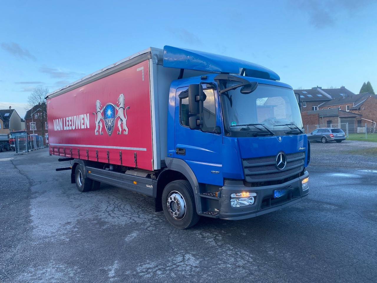 Mercedes-Benz 1221 Pritschenwagen /Rungen/Stahltransporte - Камион с брезент: снимка 1 Mercedes-Benz 1221 Pritschenwagen /Rungen/Stahltransporte - Камион с брезент: снимка 1