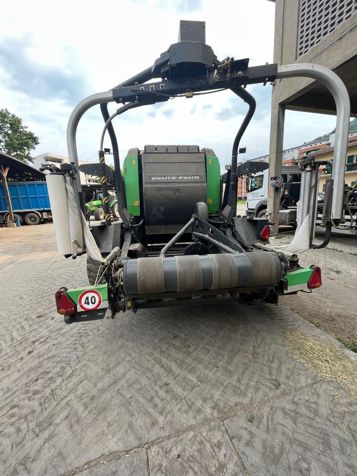 Deutz-Fahr Varimaster 560 - Рулонна сламопреса: снимка 3 Deutz-Fahr Varimaster 560 - Рулонна сламопреса: снимка 3