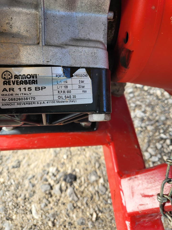 Навесна пръскачка LiPCO T5G A2 Tunelspritze opryskiwacz tunelowy: снимка 8 Навесна пръскачка LiPCO T5G A2 Tunelspritze opryskiwacz tunelowy: снимка 8