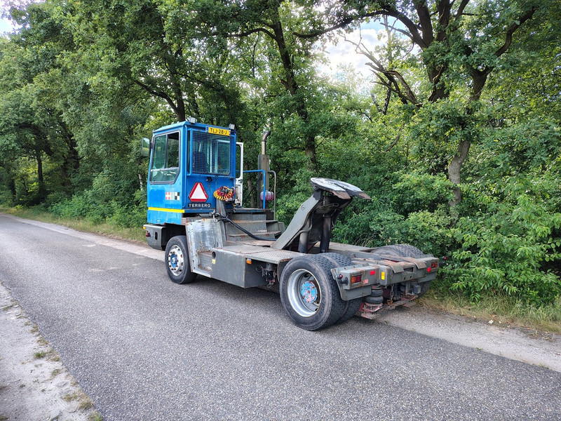 Terberg Yt180 - Терминален влекач: снимка 3 Terberg Yt180 - Терминален влекач: снимка 3