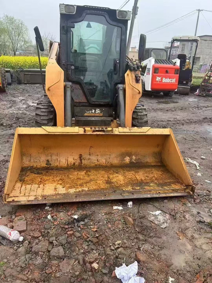 CASE SR175 skid steer loader American original - Мини челен товарач: снимка 3 CASE SR175 skid steer loader American original - Мини челен товарач: снимка 3
