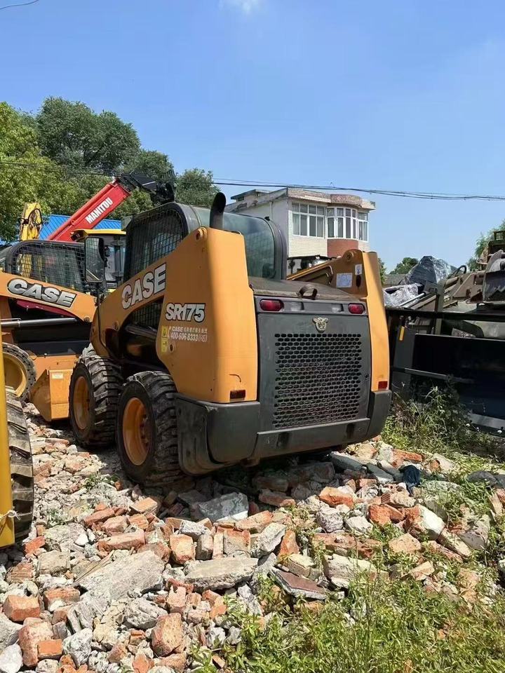 CASE SR175 skid steer loader American original - Мини челен товарач: снимка 4 CASE SR175 skid steer loader American original - Мини челен товарач: снимка 4