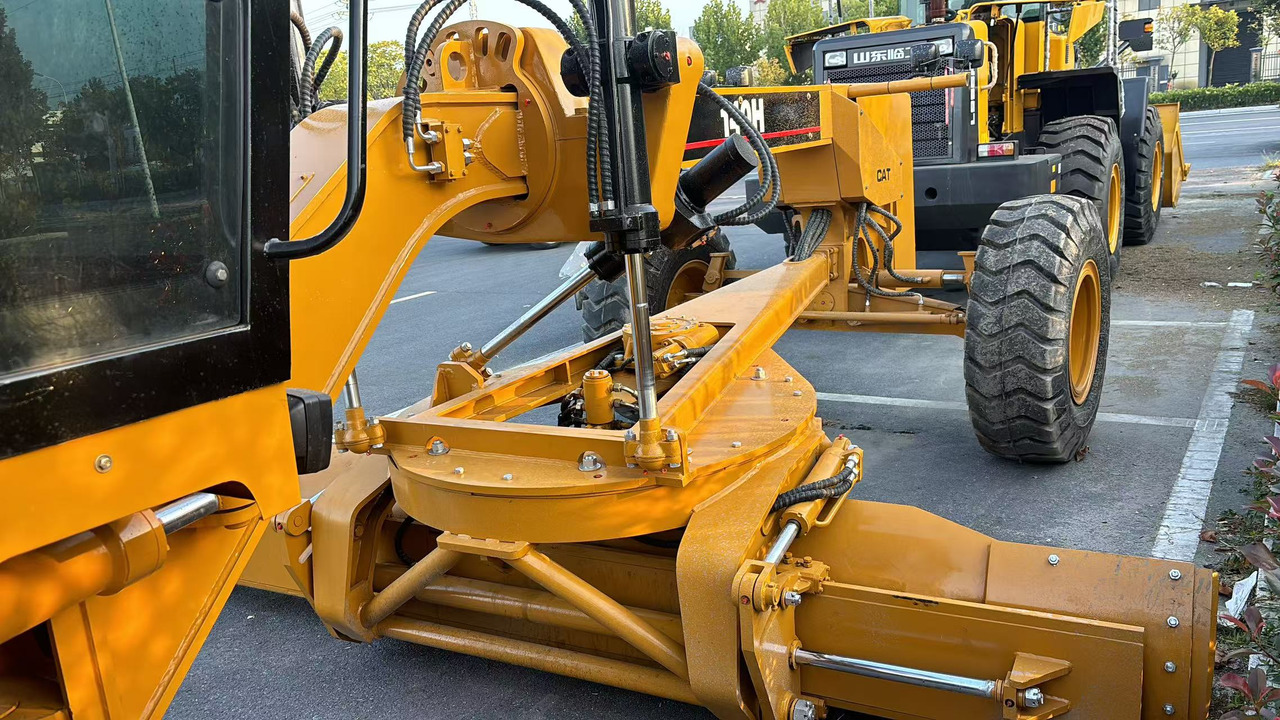 CATERPILLAR 140H used motor grader source supplier - Грейдер: снимка 5 CATERPILLAR 140H used motor grader source supplier - Грейдер: снимка 5