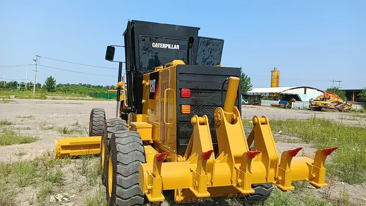 CATERPILLAR 140K used motor grader low price - Грейдер: снимка 4 CATERPILLAR 140K used motor grader low price - Грейдер: снимка 4
