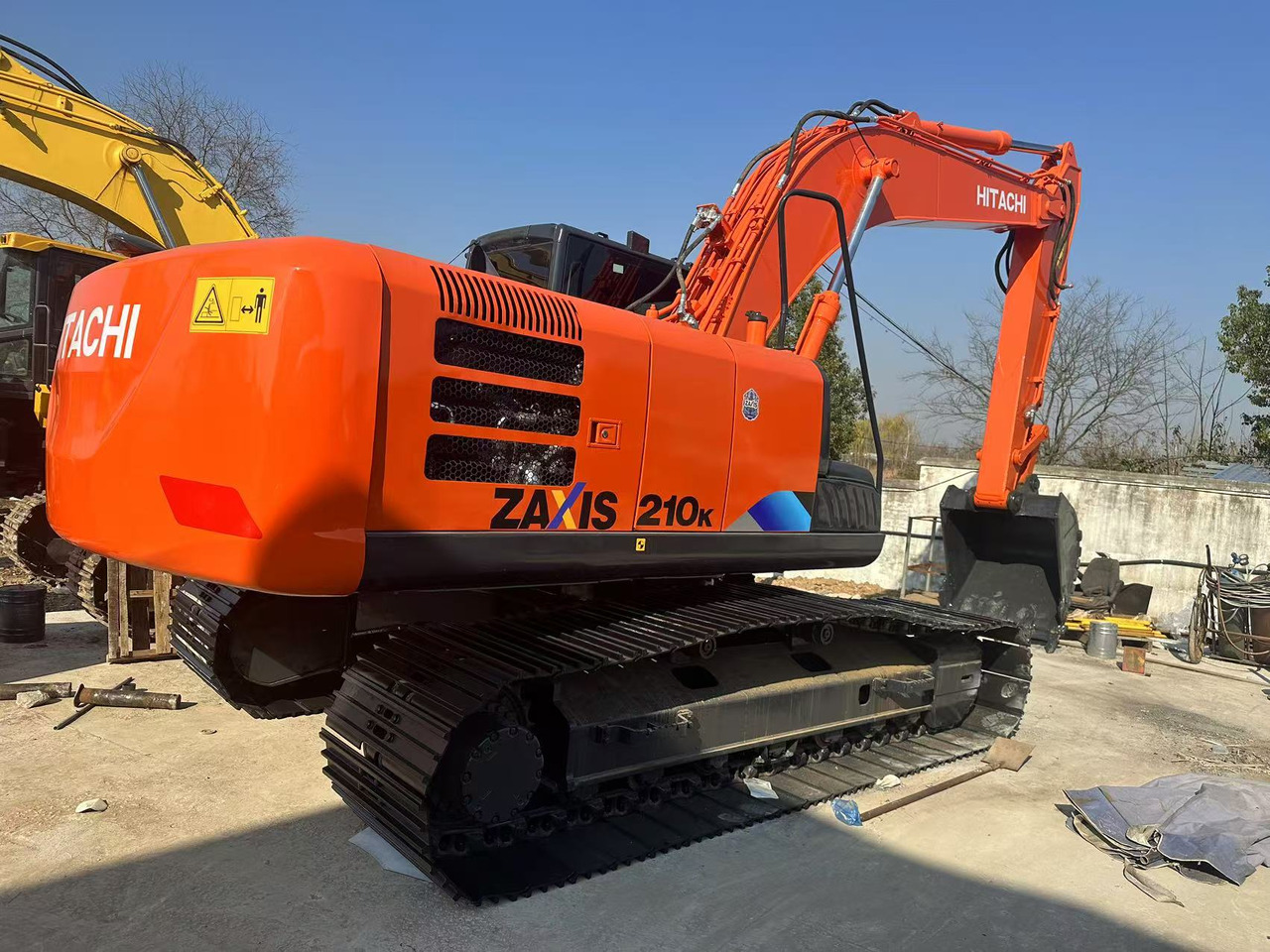 HITACHI ZX210K crawler excavators - Верижен багер: снимка 2 HITACHI ZX210K crawler excavators - Верижен багер: снимка 2