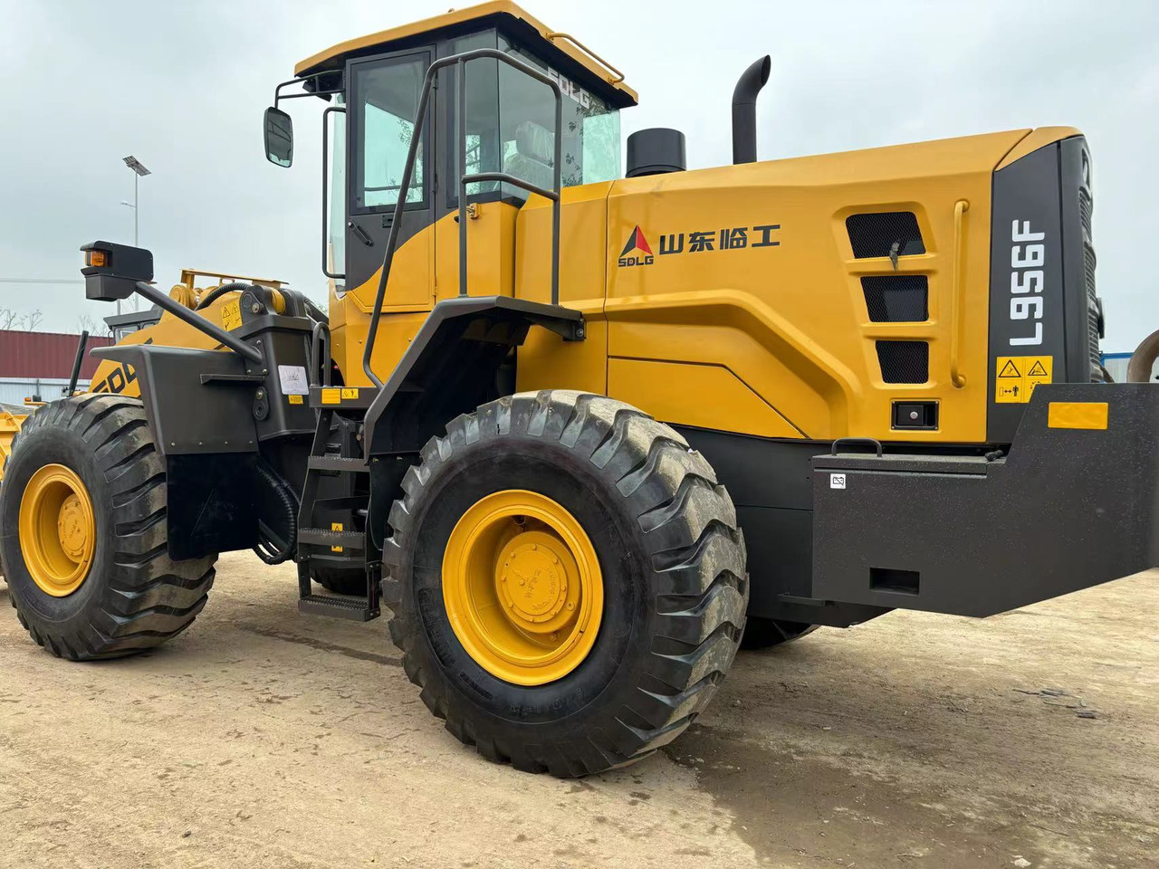 SDLG L956F china brand front loader 5 ton class - Колесен товарач: снимка 4 SDLG L956F china brand front loader 5 ton class - Колесен товарач: снимка 4