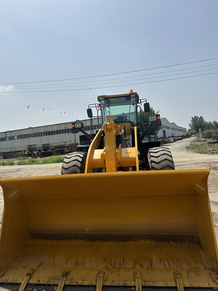 SDLG L958F China brand low price 5 ton class front loader strong power - Колесен товарач: снимка 2 SDLG L958F China brand low price 5 ton class front loader strong power - Колесен товарач: снимка 2