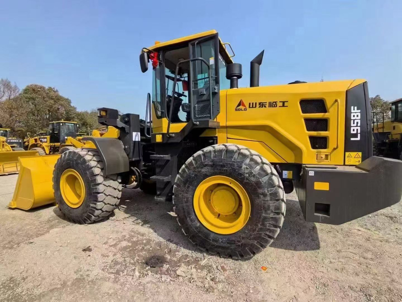 SDLG L958F china brand SDLG loader 5 ton class front loader - Колесен товарач: снимка 3 SDLG L958F china brand SDLG loader 5 ton class front loader - Колесен товарач: снимка 3