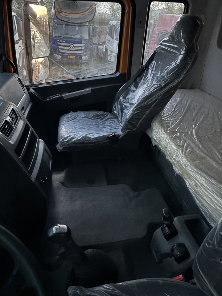 SHACMAN X3000 6x4 dump truck Customization available upon request - Самосвал: снимка 4 SHACMAN X3000 6x4 dump truck Customization available upon request - Самосвал: снимка 4