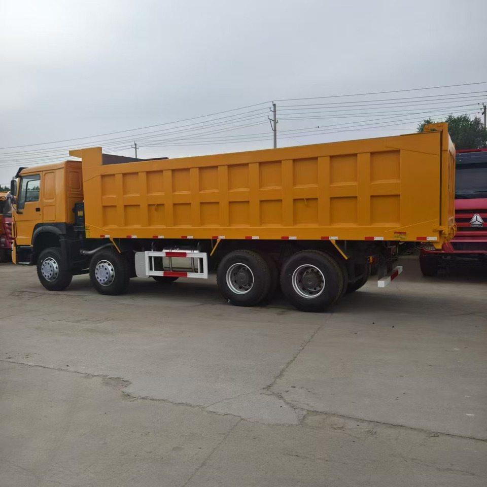 SINOTRUK howo 371 8x4 dump truck - Самосвал: снимка 5 SINOTRUK howo 371 8x4 dump truck - Самосвал: снимка 5