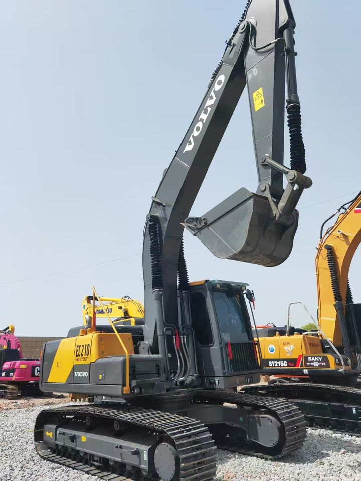 VOLVO EC210 used excavator - Верижен багер: снимка 1 VOLVO EC210 used excavator - Верижен багер: снимка 1