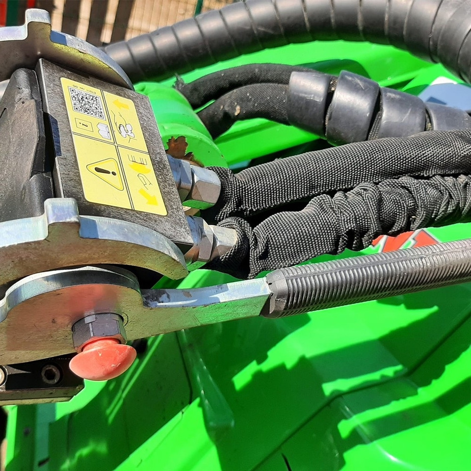 Avant 635 - Компактен товарач: снимка 5 Avant 635 - Компактен товарач: снимка 5