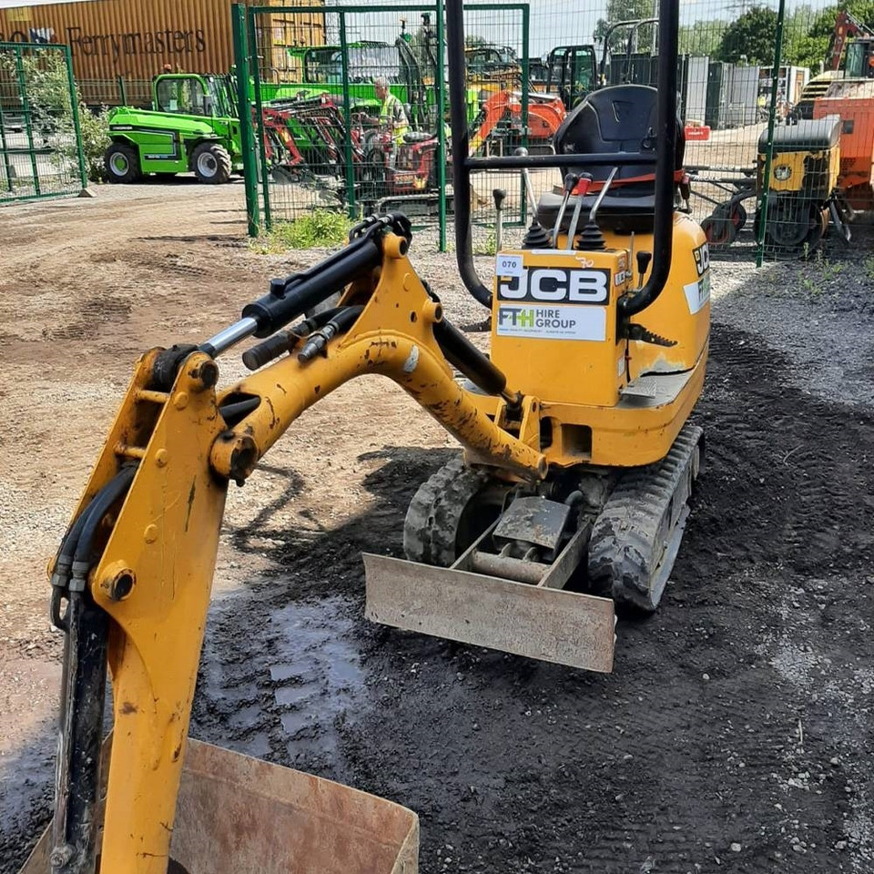JCB 8008 - Мини багер: снимка 4 JCB 8008 - Мини багер: снимка 4