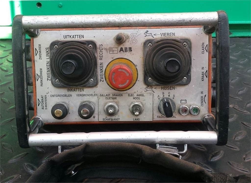 Spierings SK-477 AT-4 (400V + diesel) - Кран за всякакви терени: снимка 4 Spierings SK-477 AT-4 (400V + diesel) - Кран за всякакви терени: снимка 4