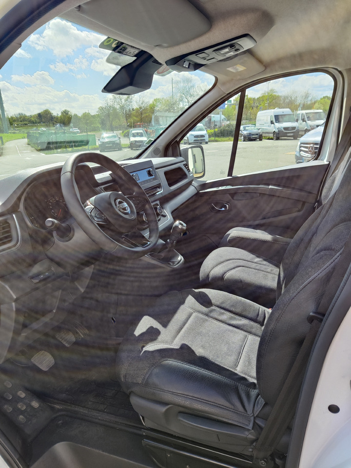 Товарен бус NISSAN Primastar NV300 2.0DCI130 Acenta L1H1: снимка 6 Товарен бус NISSAN Primastar NV300 2.0DCI130 Acenta L1H1: снимка 6