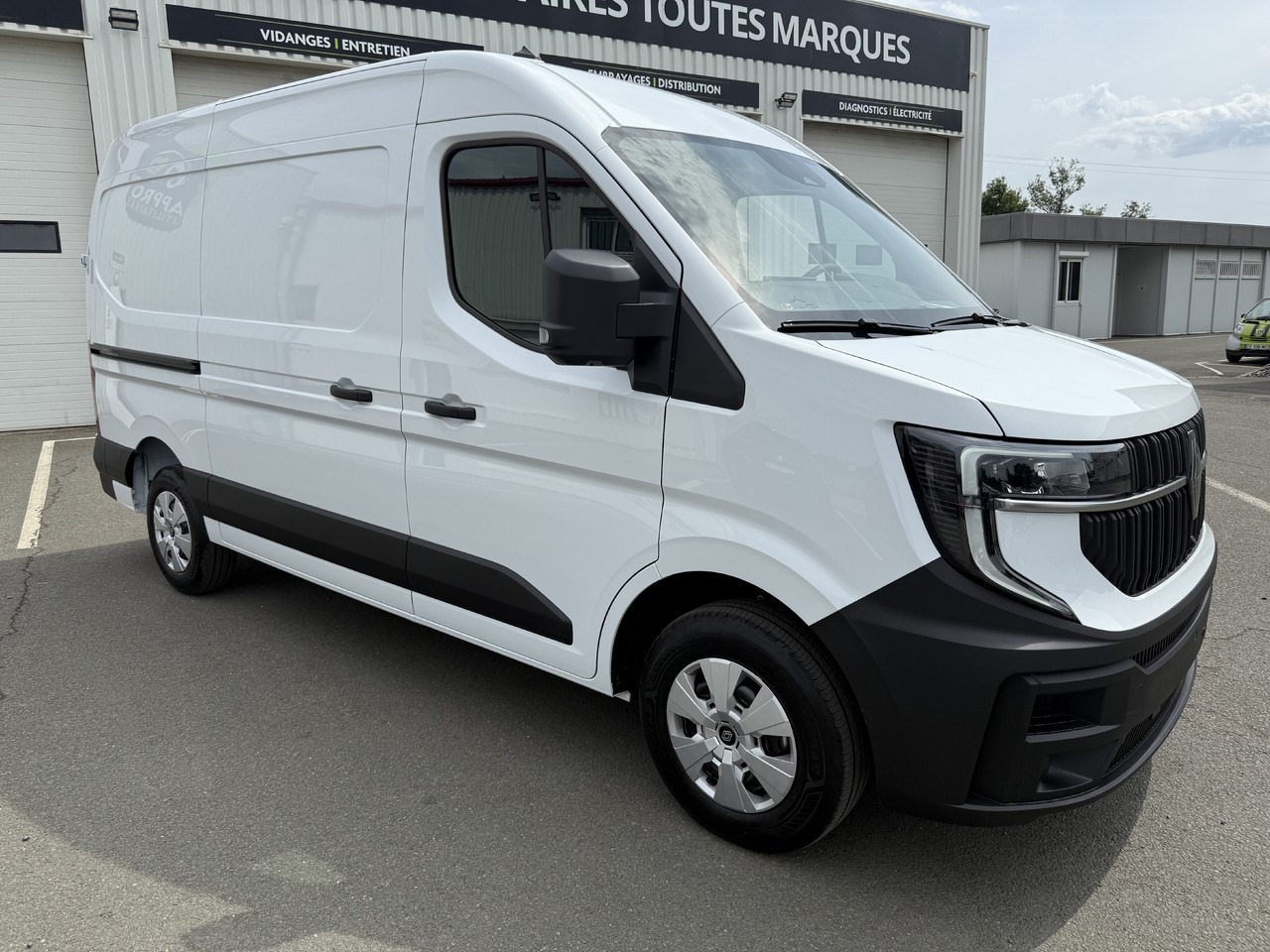 RENAULT MASTER 3T5 L2H2 EXTRA 2.0DCI150 - Товарен бус: снимка 1 RENAULT MASTER 3T5 L2H2 EXTRA 2.0DCI150 - Товарен бус: снимка 1