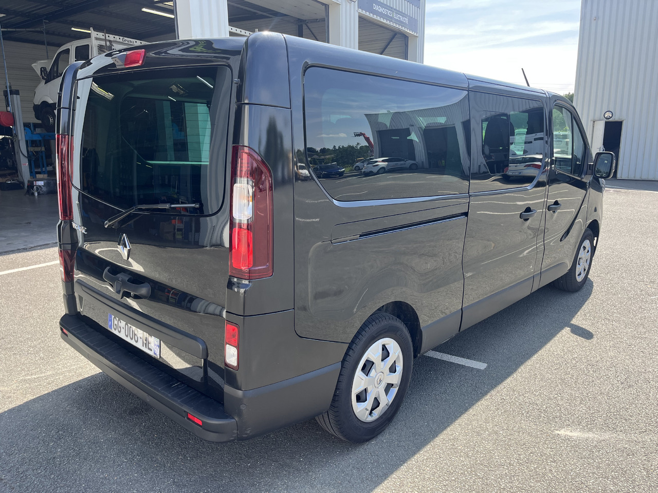 RENAULT TRAFIC 2.0DCI150 L2H1 - Микробус, Пътнически бус: снимка 4 RENAULT TRAFIC 2.0DCI150 L2H1 - Микробус, Пътнически бус: снимка 4