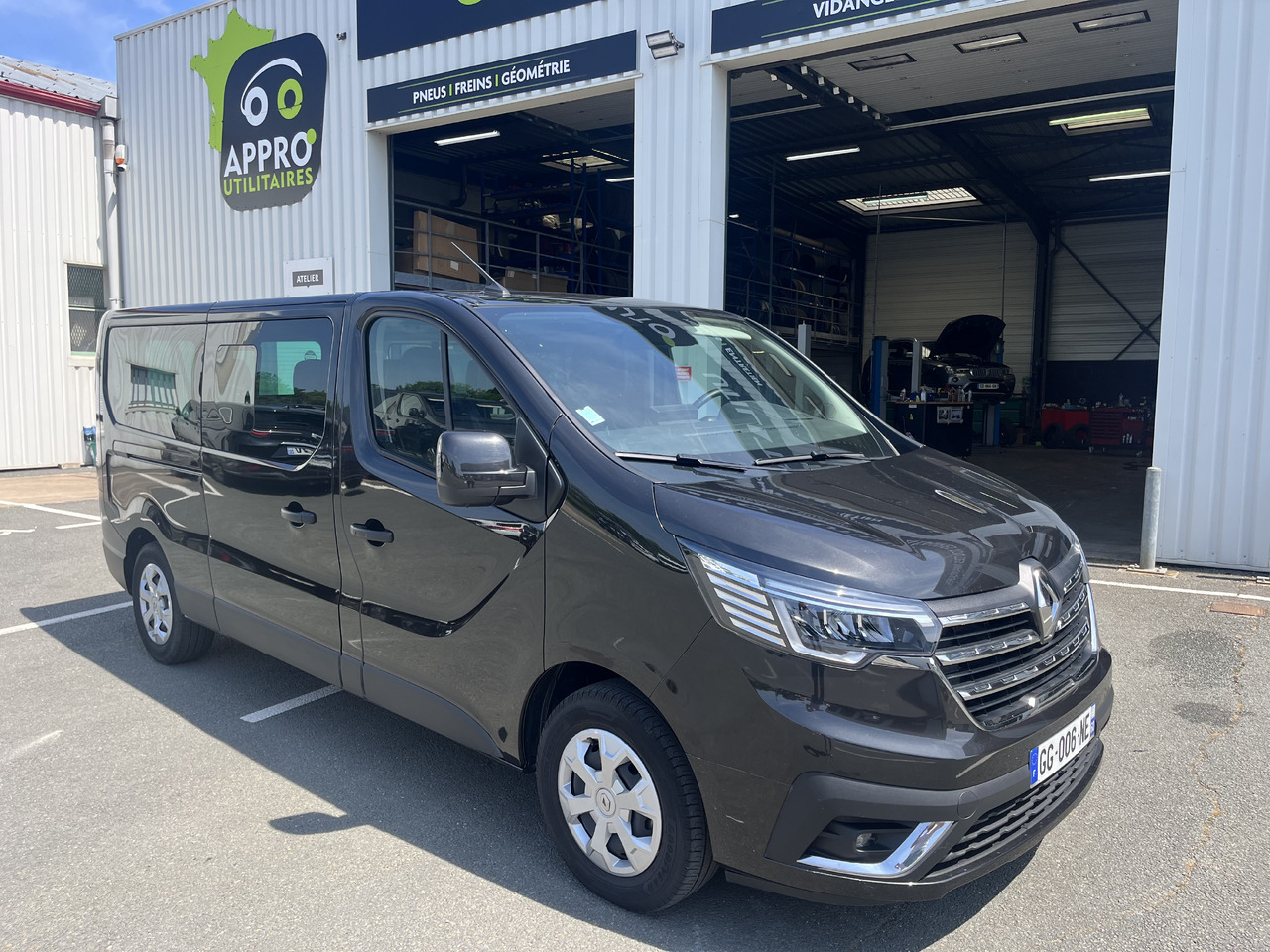 RENAULT TRAFIC 2.0DCI150 L2H1 - Микробус, Пътнически бус: снимка 1 RENAULT TRAFIC 2.0DCI150 L2H1 - Микробус, Пътнически бус: снимка 1