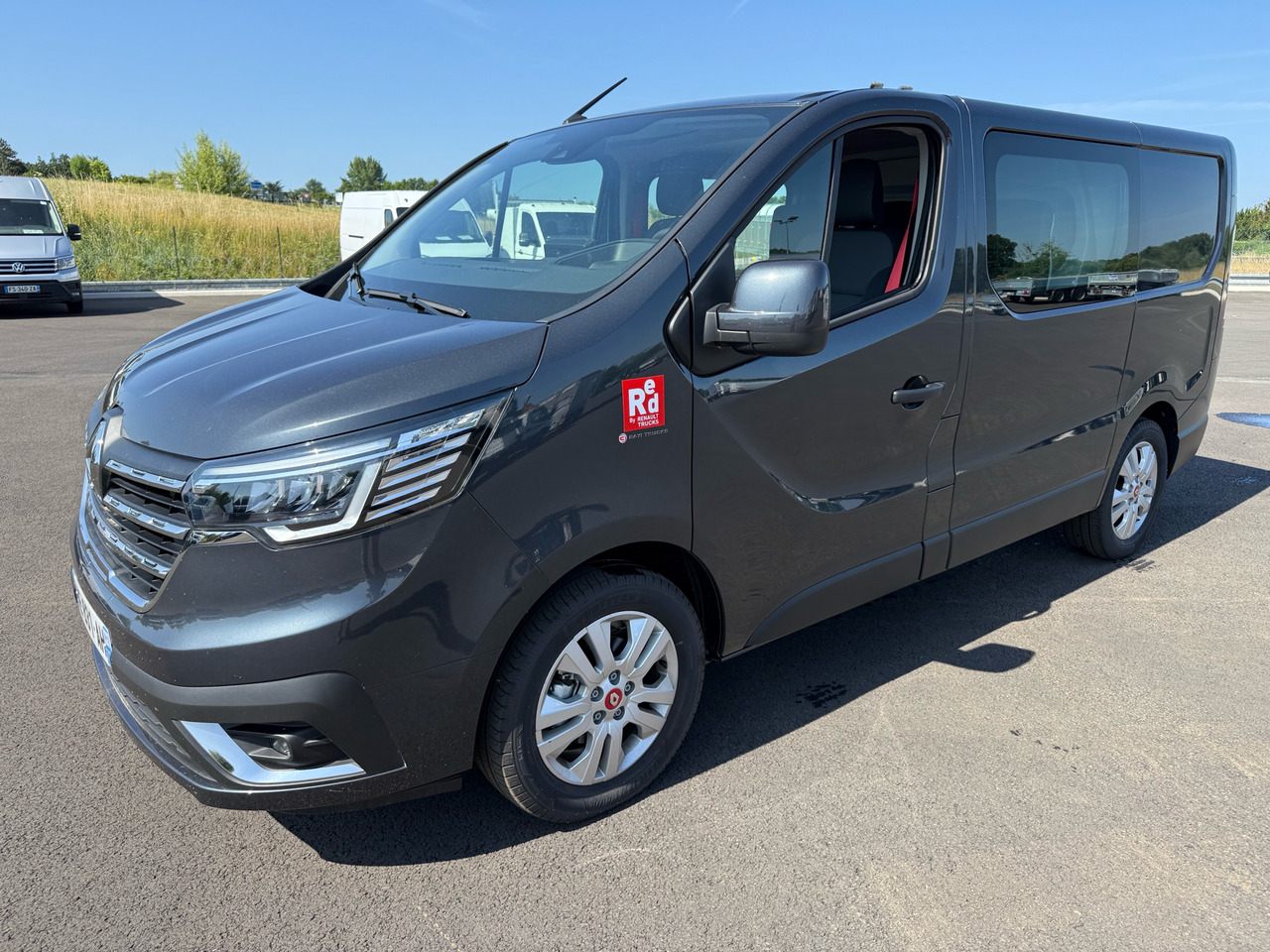 RENAULT Trafic - Товарен бус: снимка 2 RENAULT Trafic - Товарен бус: снимка 2
