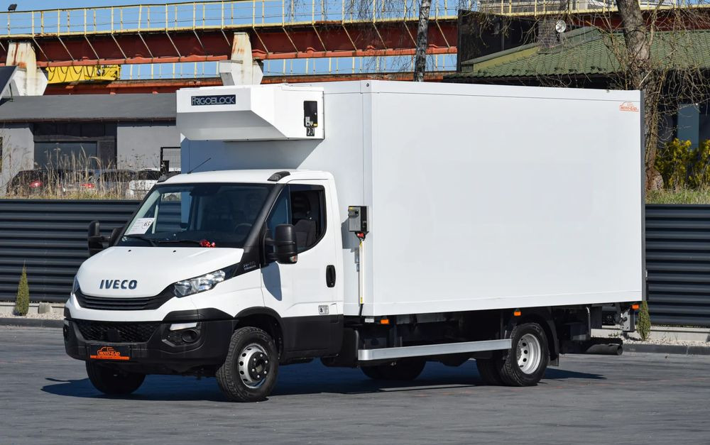 Iveco DAILY 70C18 / 3.0 - 180 KM / AUTOMAT HI-MATIC / 3 OSOBY / CHŁODNIA - MROŹNIA 4,55 M / AGREGAD FRIGOBLOCK / WINDA SORENSEN / KLIMA / TEMPOMAT / KAMERA COFANIA / REGULOWANE ZAWIESZENIE / SERWISOWA - Рефрижератор камион: снимка 1 Iveco DAILY 70C18 / 3.0 - 180 KM / AUTOMAT HI-MATIC / 3 OSOBY / CHŁODNIA - MROŹNIA 4,55 M / AGREGAD FRIGOBLOCK / WINDA SORENSEN / KLIMA / TEMPOMAT / KAMERA COFANIA / REGULOWANE ZAWIESZENIE / SERWISOWA - Рефрижератор камион: снимка 1