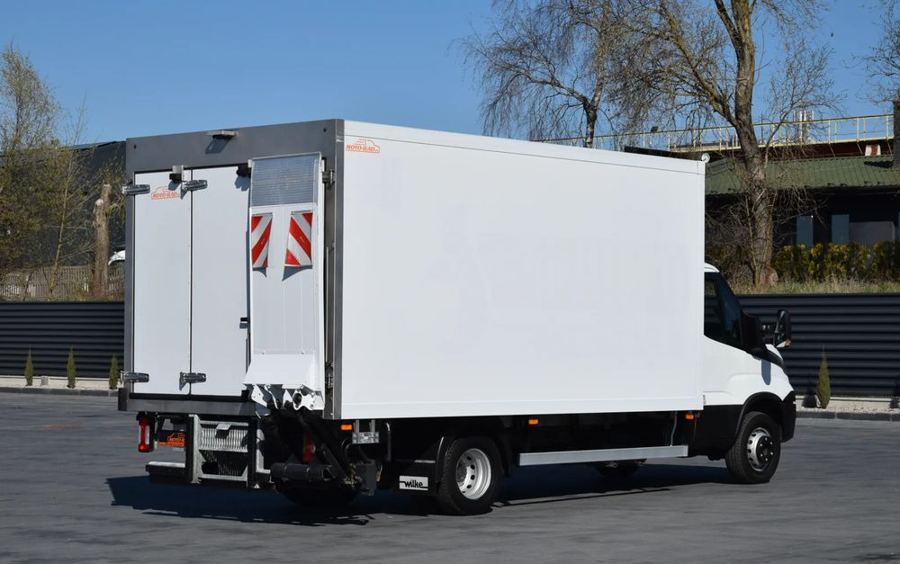 Iveco DAILY 70C18 / 3.0 - 180 KM / AUTOMAT HI-MATIC / 3 OSOBY / CHŁODNIA - MROŹNIA 4,55 M / AGREGAD FRIGOBLOCK / WINDA SORENSEN / KLIMA / TEMPOMAT / KAMERA COFANIA / REGULOWANE ZAWIESZENIE / SERWISOWA - Рефрижератор камион: снимка 5 Iveco DAILY 70C18 / 3.0 - 180 KM / AUTOMAT HI-MATIC / 3 OSOBY / CHŁODNIA - MROŹNIA 4,55 M / AGREGAD FRIGOBLOCK / WINDA SORENSEN / KLIMA / TEMPOMAT / KAMERA COFANIA / REGULOWANE ZAWIESZENIE / SERWISOWA - Рефрижератор камион: снимка 5