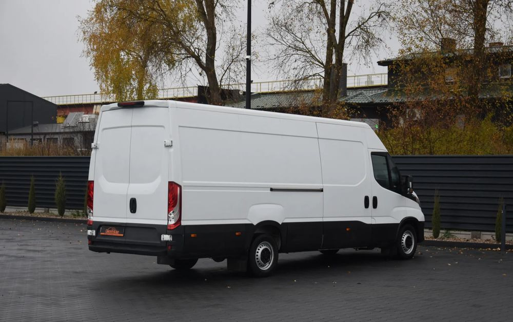 Iveco DAILY MAXI 35S16 / 2.3 - 160 KM / NOWY MODEL / 3 OSOBY / DOSTAWCZE / BLASZAK / KLIMA / CZUJNIKI COFANIA / TRYB CITY-ECO / 2023 / SERWISOWANY / SPROWADZONY Z NIEMIEC - Товарен бус: снимка 5 Iveco DAILY MAXI 35S16 / 2.3 - 160 KM / NOWY MODEL / 3 OSOBY / DOSTAWCZE / BLASZAK / KLIMA / CZUJNIKI COFANIA / TRYB CITY-ECO / 2023 / SERWISOWANY / SPROWADZONY Z NIEMIEC - Товарен бус: снимка 5