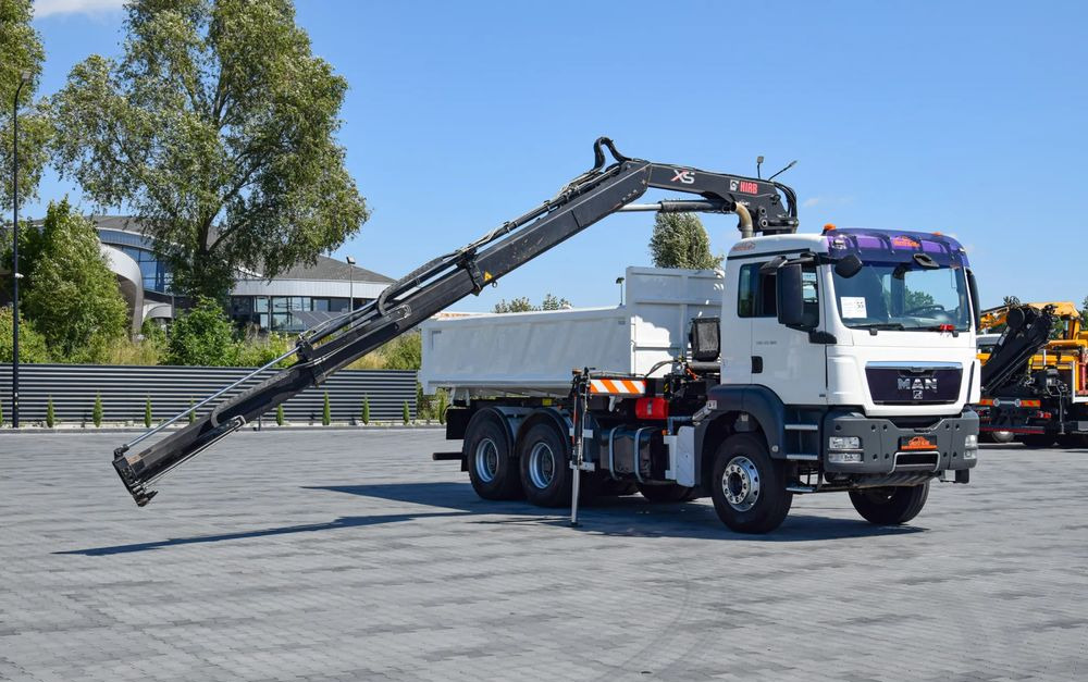 MAN TGS 33.360 / 6x4 / HDS HIAB 122 E-2 HIDUO / STEROWANIE RADIOWE / WYWROTKA / HYDROBURTA / AUTOMAT / KLIMA / TEMPOMAT / KAMERA COFANIA / SPROWADZONY - Самосвал камион: снимка 3 MAN TGS 33.360 / 6x4 / HDS HIAB 122 E-2 HIDUO / STEROWANIE RADIOWE / WYWROTKA / HYDROBURTA / AUTOMAT / KLIMA / TEMPOMAT / KAMERA COFANIA / SPROWADZONY - Самосвал камион: снимка 3