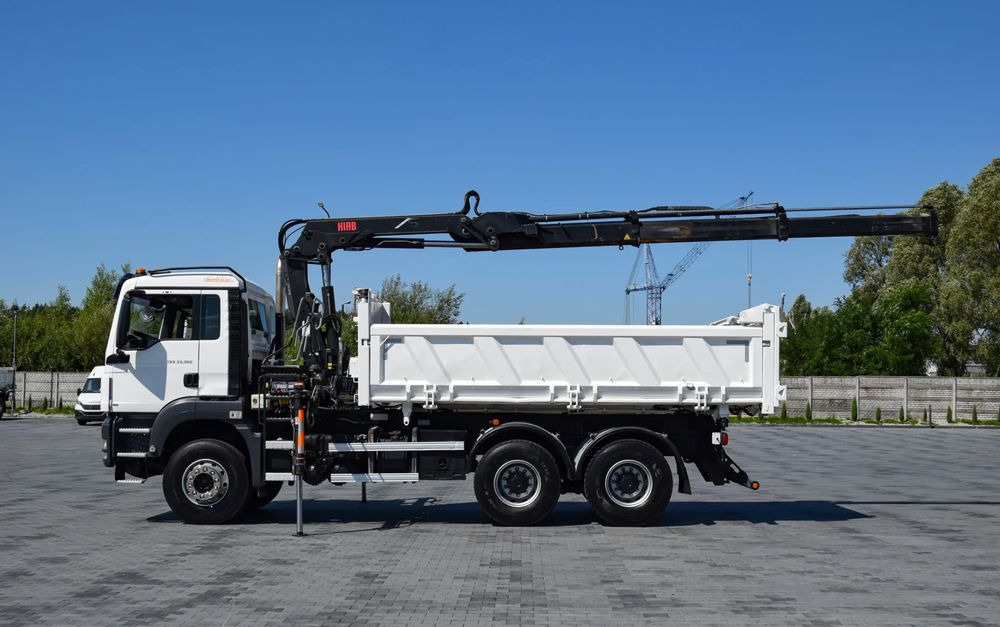 MAN TGS 33.360 / 6x4 / HDS HIAB 122 E-2 HIDUO / STEROWANIE RADIOWE / WYWROTKA / HYDROBURTA / AUTOMAT / KLIMA / TEMPOMAT / KAMERA COFANIA / SPROWADZONY - Самосвал камион, Камион с кран: снимка 5 MAN TGS 33.360 / 6x4 / HDS HIAB 122 E-2 HIDUO / STEROWANIE RADIOWE / WYWROTKA / HYDROBURTA / AUTOMAT / KLIMA / TEMPOMAT / KAMERA COFANIA / SPROWADZONY - Самосвал камион, Камион с кран: снимка 5