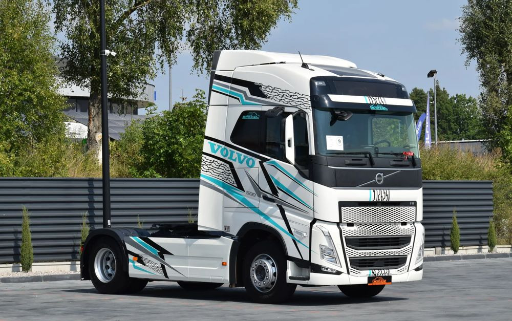 Volvo FH500 / EURO 6 / NOWY MODEL / KLIMATYZACJA POSTOJOWA / ACC / LEDY / 2 ZBIORNIKI / FULL SPILERY / 2023 / NISKI PRZEBIEG / SERWISOWANY / SPROWADZONY - Влекач: снимка 3 Volvo FH500 / EURO 6 / NOWY MODEL / KLIMATYZACJA POSTOJOWA / ACC / LEDY / 2 ZBIORNIKI / FULL SPILERY / 2023 / NISKI PRZEBIEG / SERWISOWANY / SPROWADZONY - Влекач: снимка 3