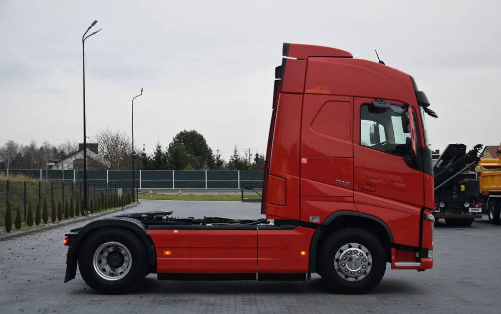 Volvo FH500 / FULL ADR / HYDRAULIKA / EURO 6 / ACC / LEDY / ALUFELGI / SERWISOWANY / SPROWADZONY - Влекач: снимка 4 Volvo FH500 / FULL ADR / HYDRAULIKA / EURO 6 / ACC / LEDY / ALUFELGI / SERWISOWANY / SPROWADZONY - Влекач: снимка 4